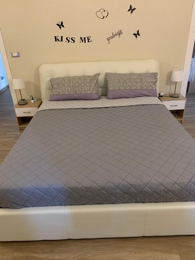 B&B Piano Romano -Con Parcheggio Privato Gratuito- Foggia Eksteriør bilde