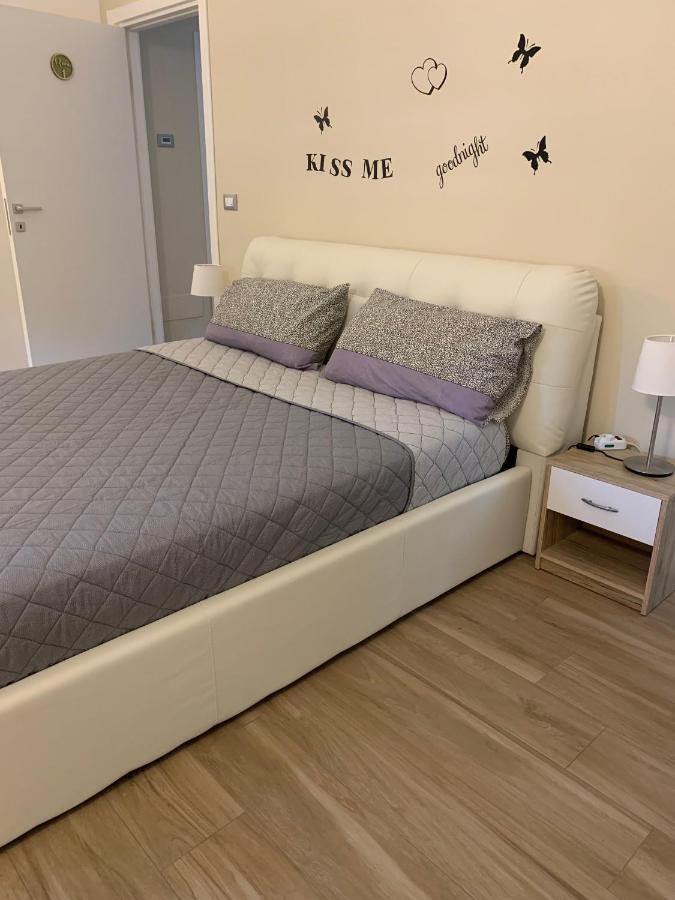 B&B Piano Romano -Con Parcheggio Privato Gratuito- Foggia Eksteriør bilde
