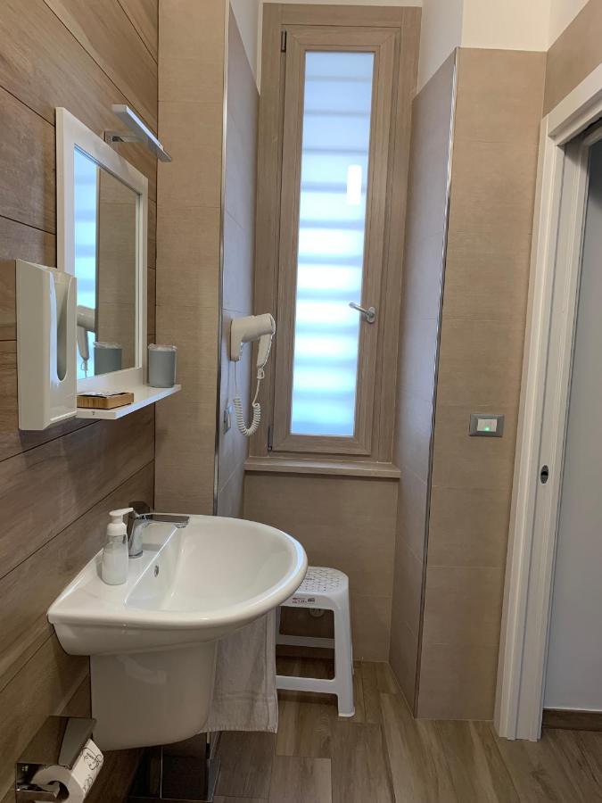 B&B Piano Romano -Con Parcheggio Privato Gratuito- Foggia Eksteriør bilde
