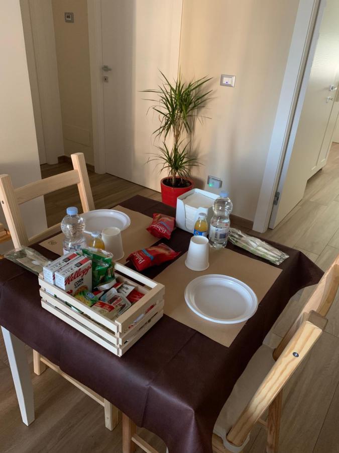 B&B Piano Romano -Con Parcheggio Privato Gratuito- Foggia Eksteriør bilde