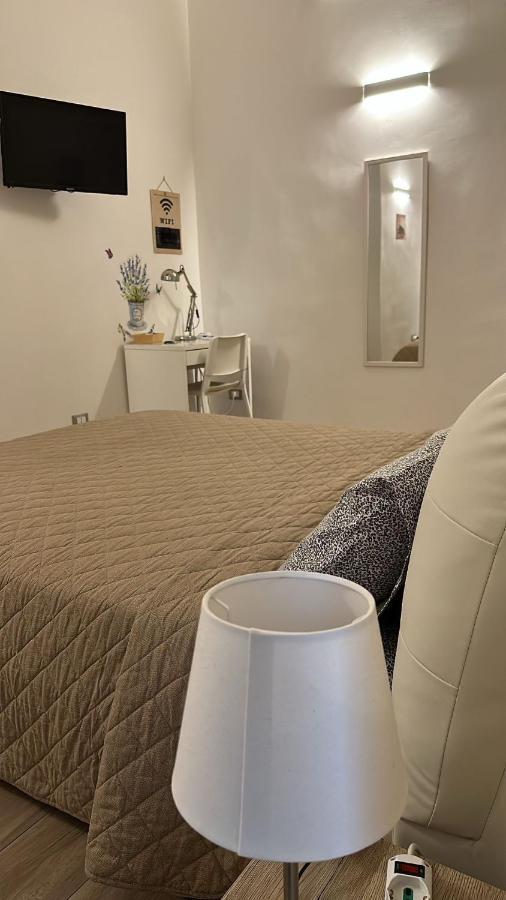 B&B Piano Romano -Con Parcheggio Privato Gratuito- Foggia Eksteriør bilde