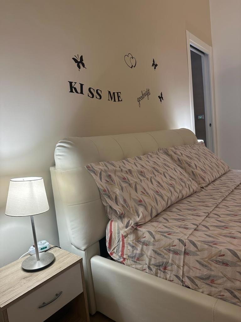 B&B Piano Romano -Con Parcheggio Privato Gratuito- Foggia Eksteriør bilde
